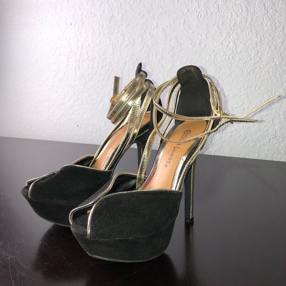 Black High Hills DIVA Lounge size 6